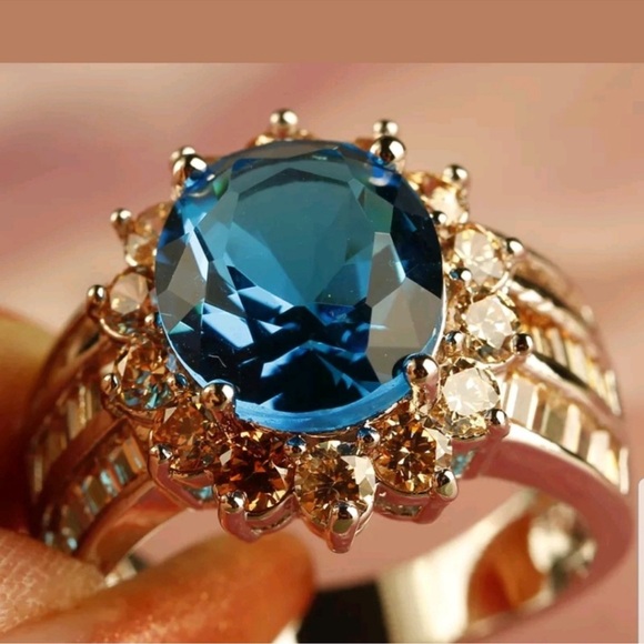 Blue and silver Vintage Style Ring with Ornate Detailing - Picture 2 of 4